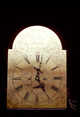 Unknown maker, Scottish: Brass arched dial / Clockmaker: George Sterling, Rutherglen, Glasgow, 1700s