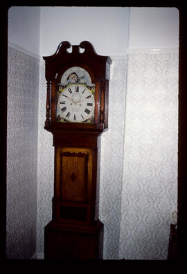 Unknown maker: Arched with moon dial (whole clock) / Clockmaker: William Williams, Dolgellau, 1868–87