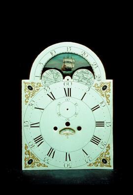 James Wilson, Birmingham: Arched with moon dial, 1780s / Clockmaker: unmarked