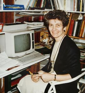 Shenton, Rita
